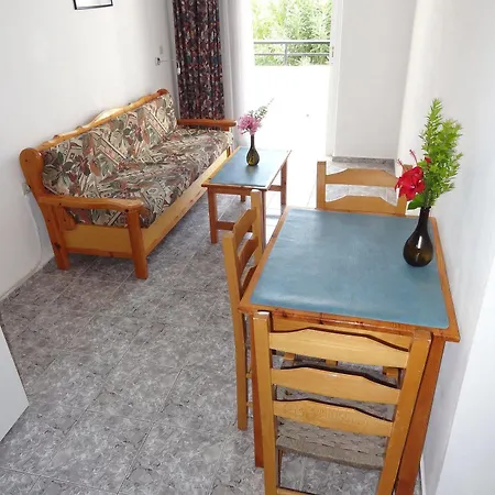 Michalis & Aparthotel 3*