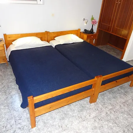 Michalis Studios&apartments 3*