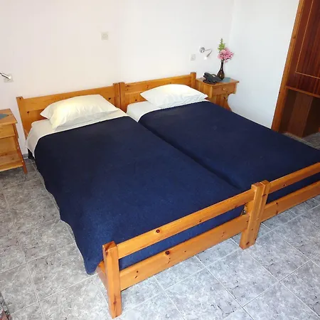 Michalis & 3* העיירה קוס